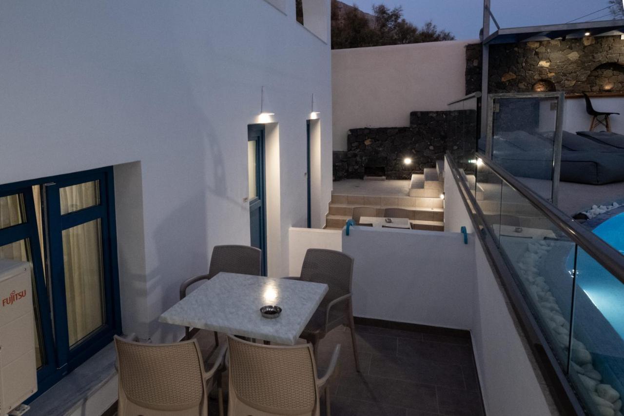Aparthotel Tristhenia Perissa  Exterior foto